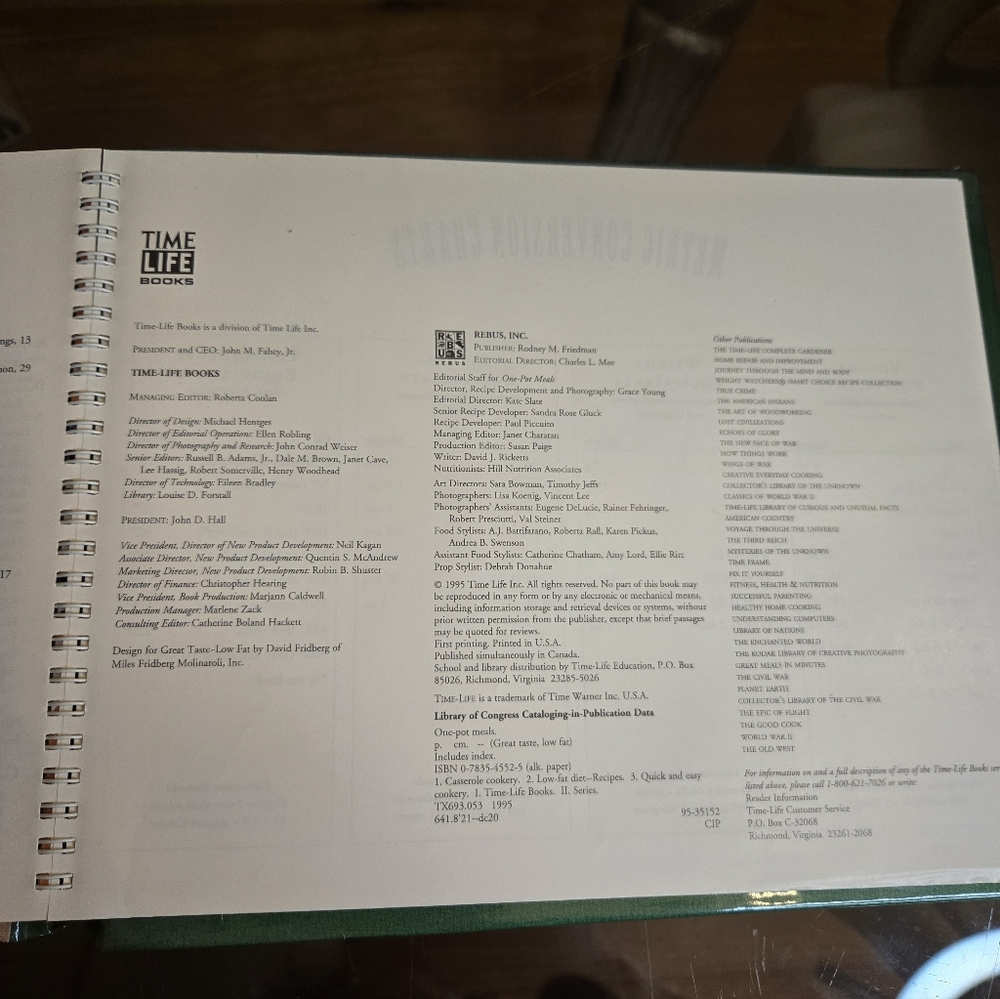Time Life One-Pot Meals Cookbook - Picture 5 of 6